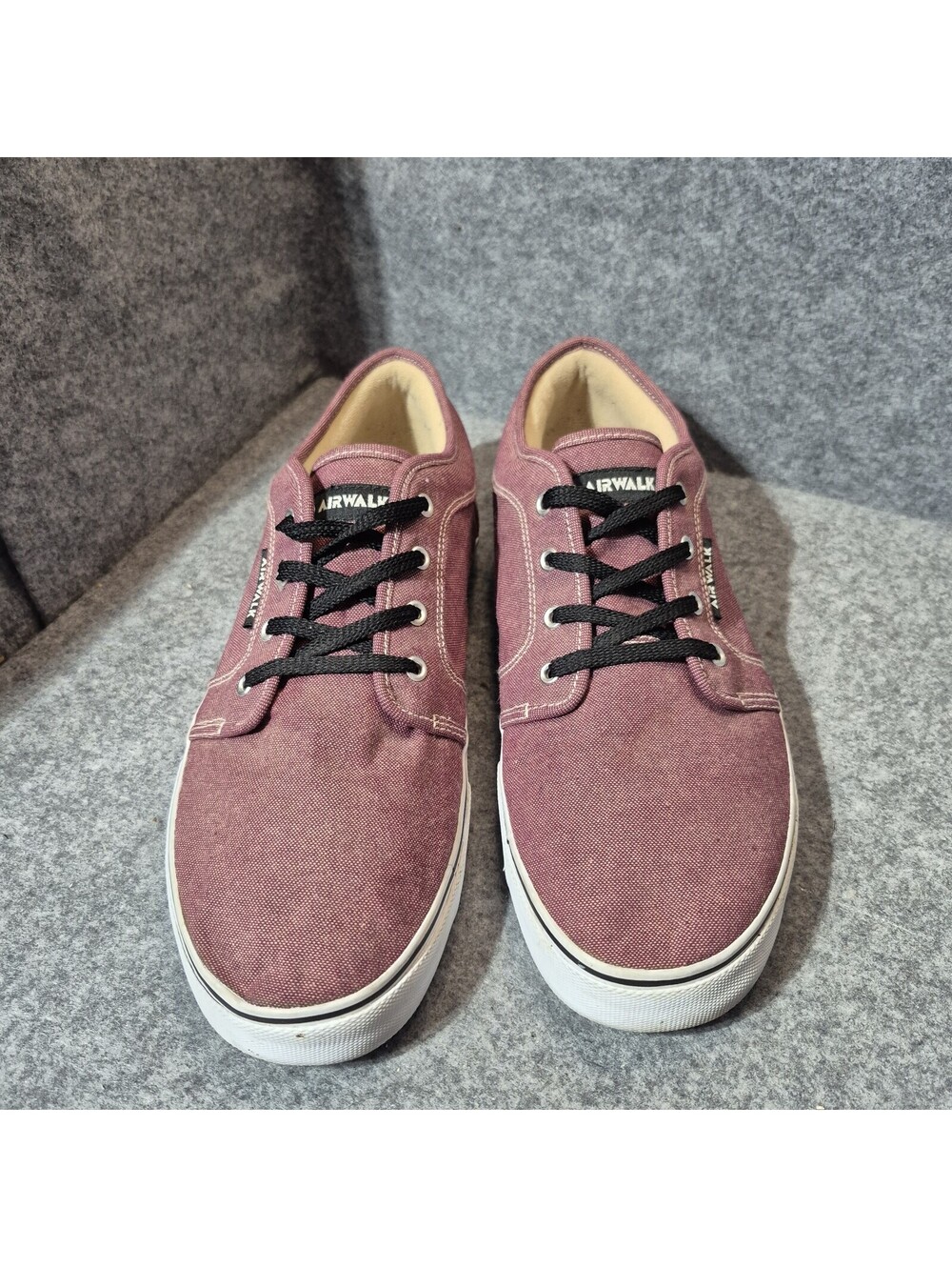 Airwalk Men's Lace-Up Sneakers Size 11 Maroon Canvas Casual